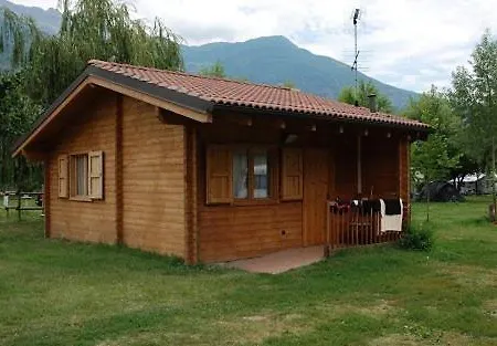 Camping Les Iles Parco vacanze *