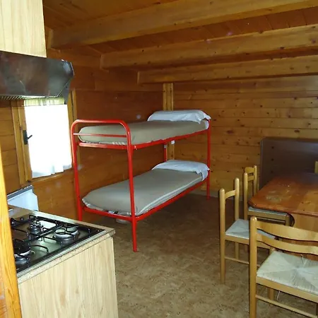 منتزه العطل Camping Les Iles *