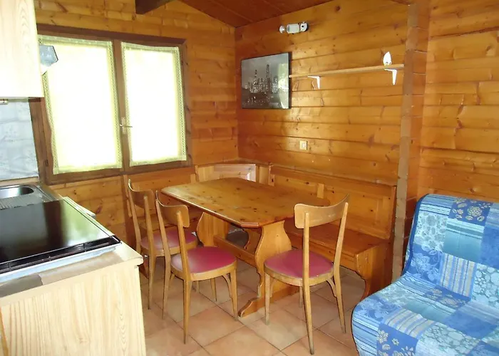 Camping Les Iles Aoste