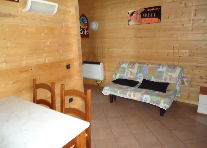 Camping Les Iles * Aoste